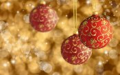 7029471-red-gold-xmas-balls